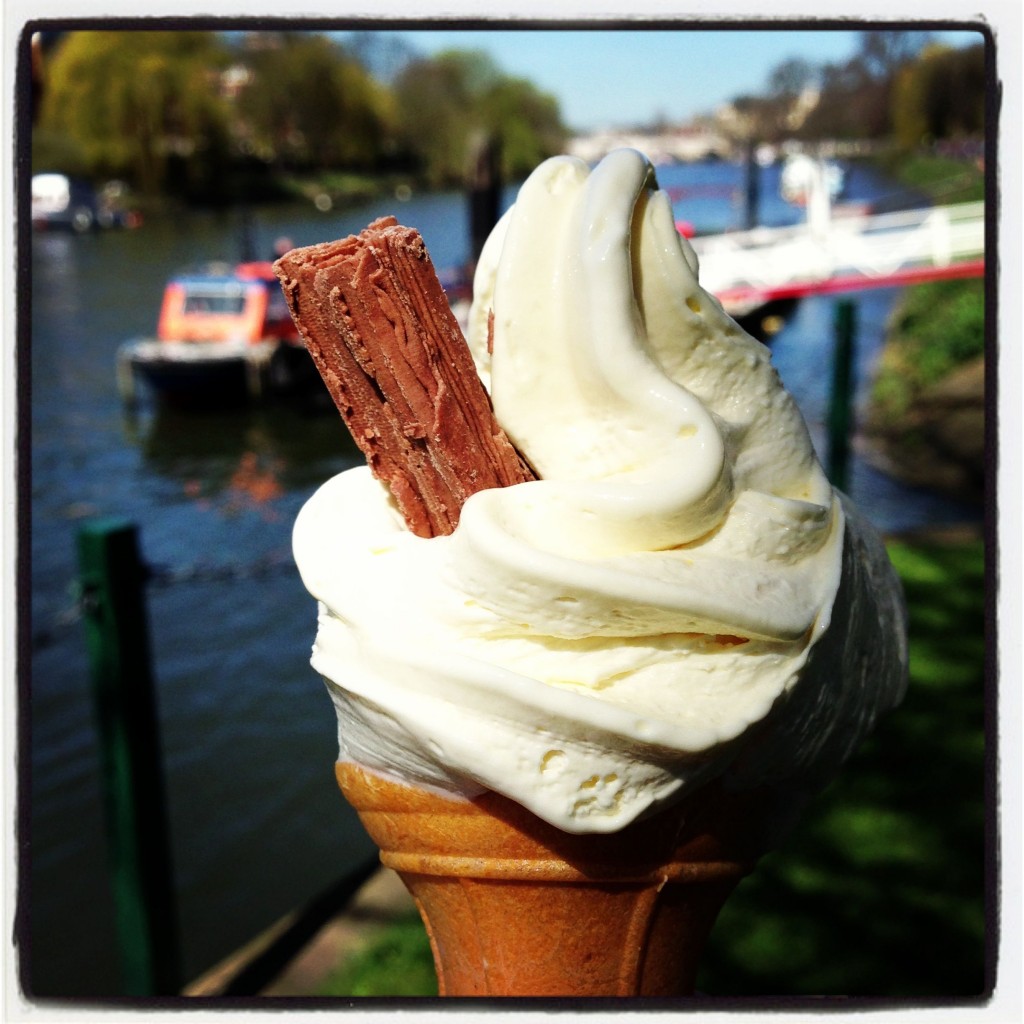 Thames Path ice cream